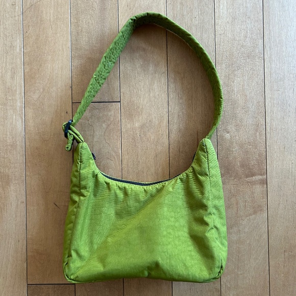 BAGGU Mini Nylon Shoulder Bag - Picture 1 of 2